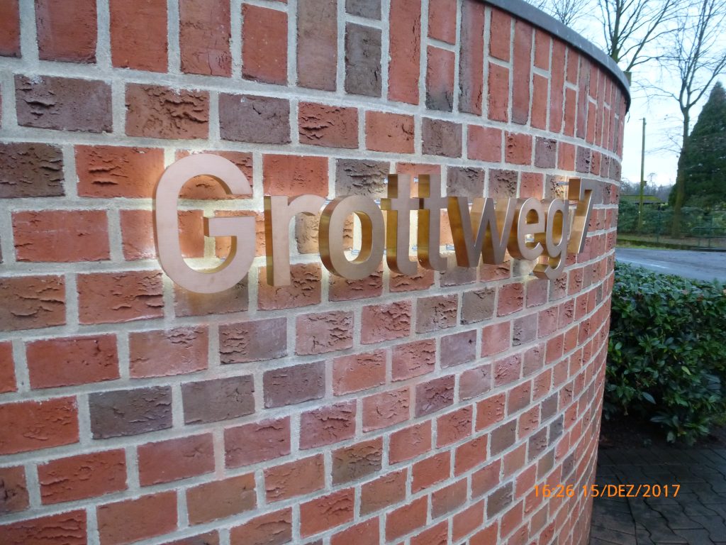 Gevelreclame Grottweg 7