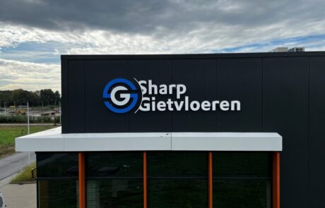 Gevelreclame Sharp Projects