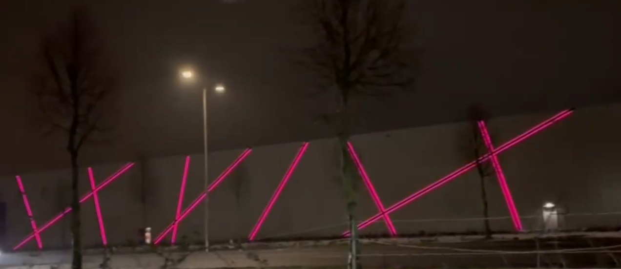 Productie van lichtlijnen en docknummers voor project in Veenendaal